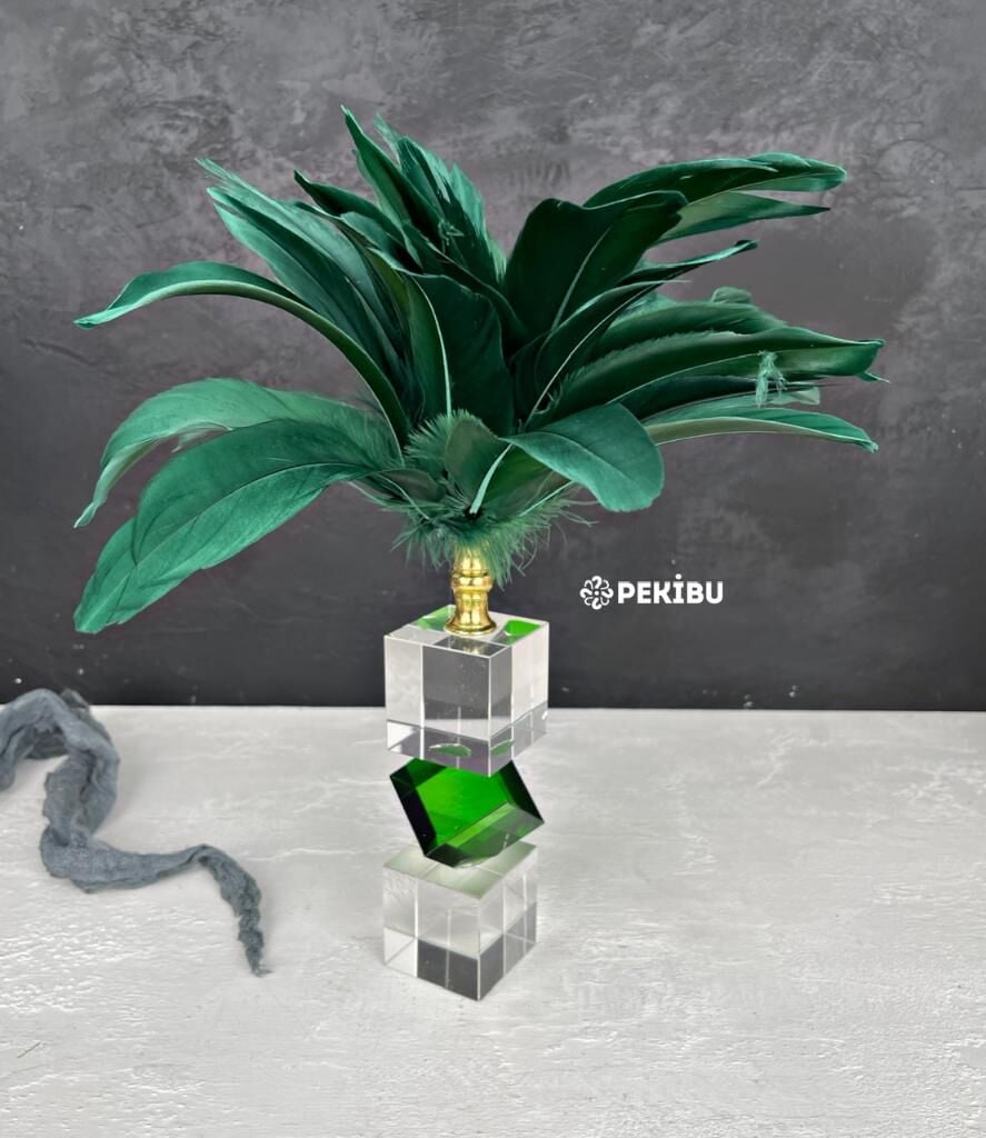 ORTASI RENKLİ KRİSTAL KARTAL TÜYÜ BÜYÜK YEŞİL GOLD