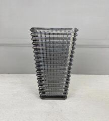 CAM PİRAMİT VAZO FÜME 22x13 CM