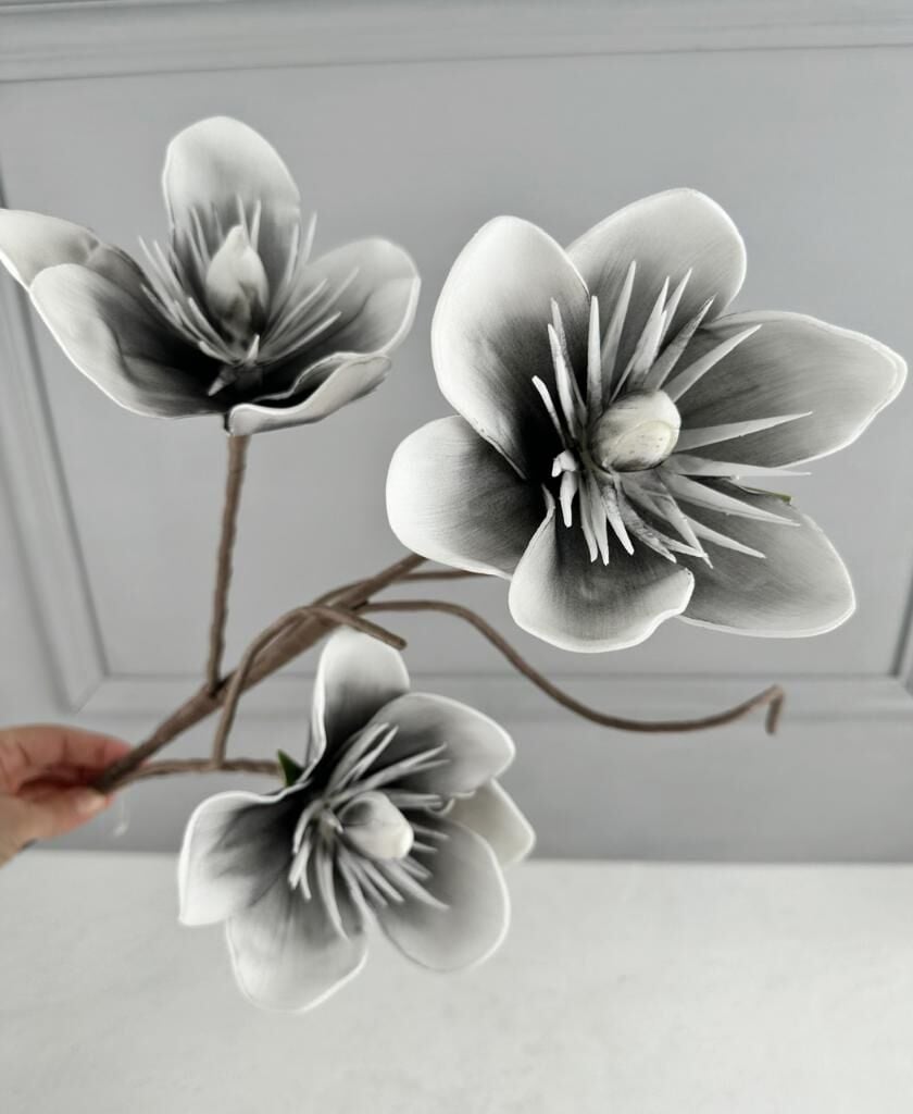 3'LÜ TOMURCUKLU YAPAY LATEKS ÇİÇEK GRİ