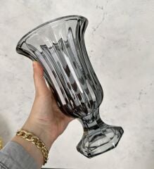 AYAKLI BOMBELİ CAM VAZO FÜME 23x15 CM