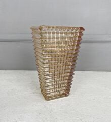 CAM PİRAMİT VAZO GOLD 22x13 CM