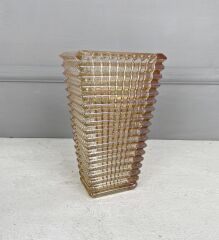 CAM PİRAMİT VAZO GOLD 22x13 CM