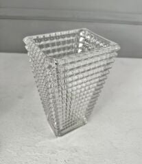 CAM PİRAMİT VAZO ŞEFFAF 22x13 CM