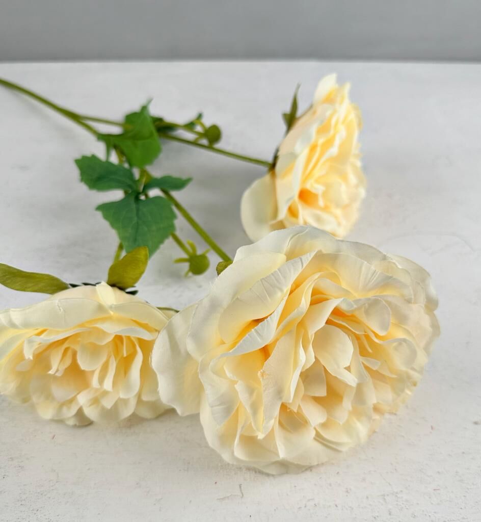 3'LÜ YAPAY UZUN GÜL BUKETİ KREM