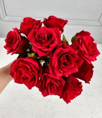 LÜKS DOKULU 11'Lİ YAPAY GÜL BUKETİ KIRMIZI