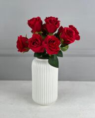 LÜKS DOKULU 11'Lİ YAPAY GÜL BUKETİ KIRMIZI