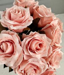 LÜKS DOKULU 11'Lİ YAPAY GÜL BUKETİ PUDRA