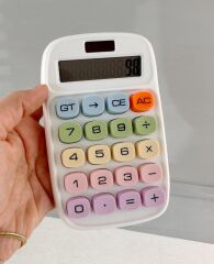 RENKLİ TASARIM MEKANİK TUŞLU HESAP MAKİNESİ BEYAZ RENK