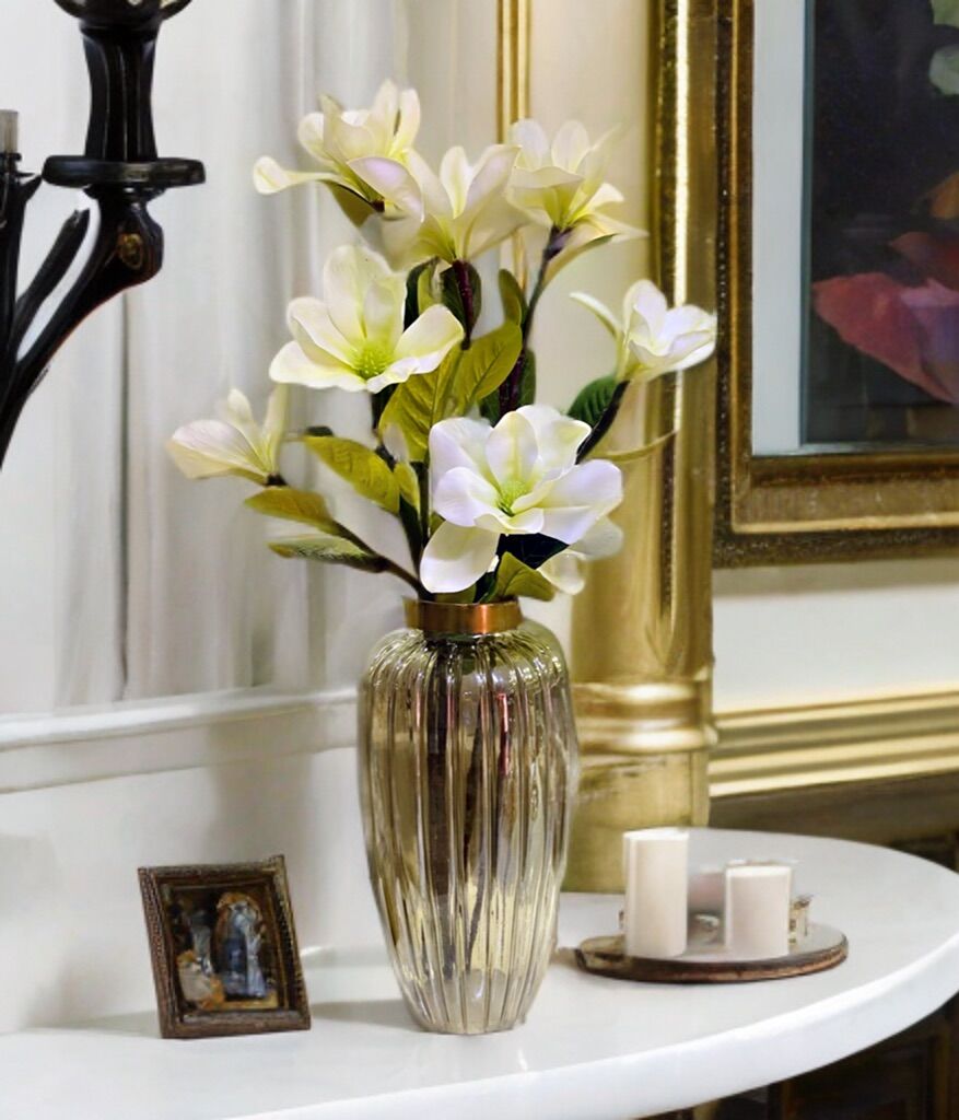 UZUN SAPLI MANOLYA ÇİÇEĞİ KREM