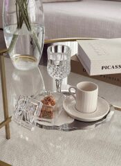 FİYONK MODEL KAPAKLI CAM KUTU ŞEKERLİK KARE