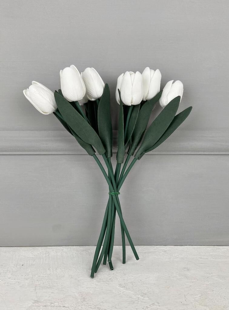 8'Lİ YAPAY LATEKS LALE BUKETİ BEYAZ