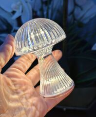 MANTAR MODEL PİLLİ LED LAMBA 10 CM